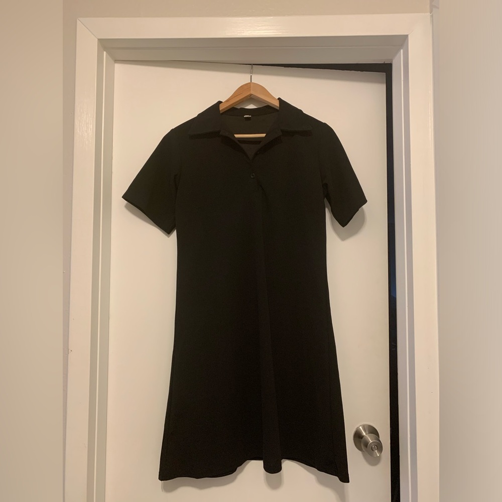 Retro women’s black mini dress